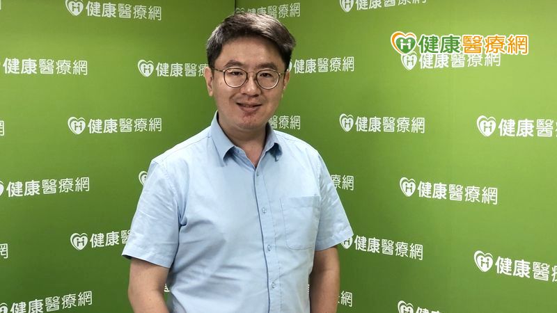 斜位是什麼？　眼鏡配不好，可能是斜位在作祟！_微晶瓷